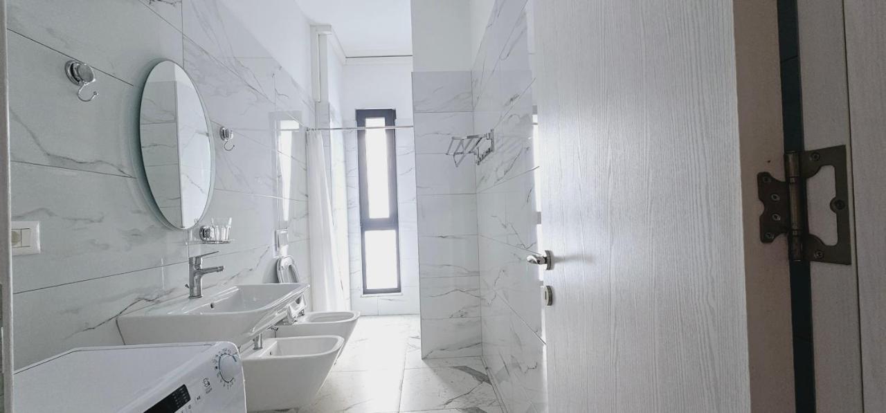 Myhouse At 21 Dhjetori Apartment Tiranë Ngoại thất bức ảnh