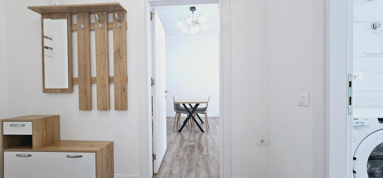 Myhouse At 21 Dhjetori Apartment Tiranë Ngoại thất bức ảnh