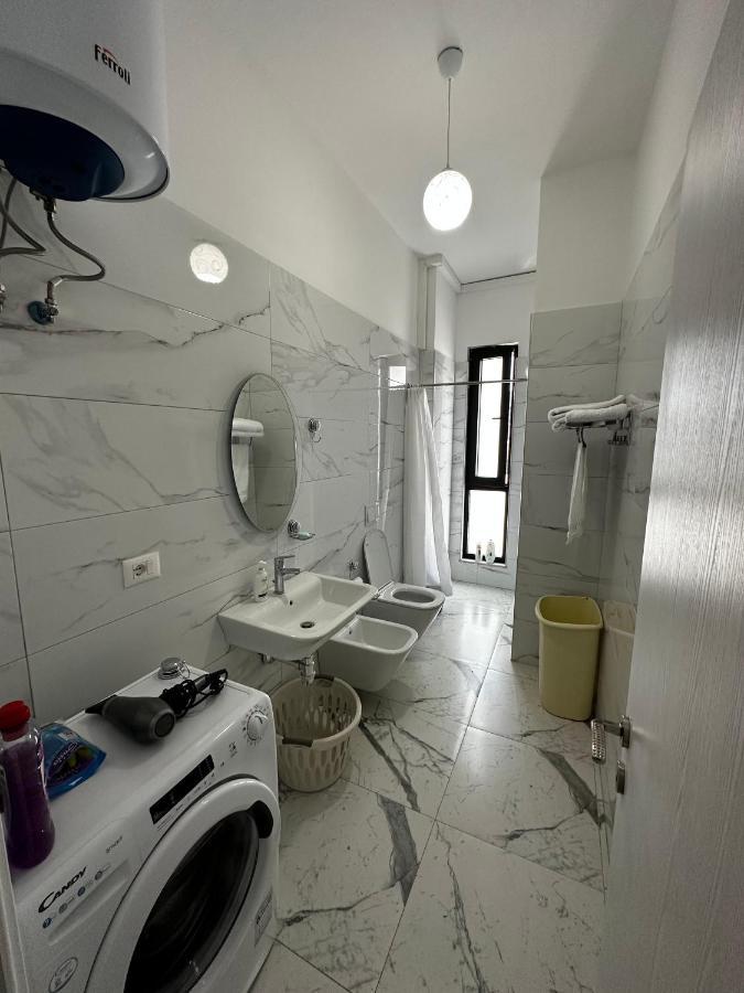 Myhouse At 21 Dhjetori Apartment Tiranë Ngoại thất bức ảnh